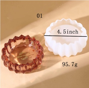 Cenicero de resina brillante hecho a mano con tema azul océano para pausas de humo relajantes para mesas de café y decoración de Patio - Product Image 2