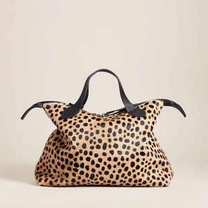 Vente chaude véritable cuir de vachette femmes sac fourre-tout avec élégant fourrure cheveux peau de vache Logo motif sac à bandoulière pour voyage - Product Image 1