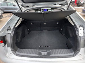 Usado - 2023 - Toyota Prius LE - Product Image 3