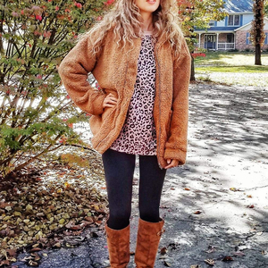 Veste d'hiver imperméable à capuche en polaire sherpa en polyester recyclé marron pour femmes, taille plus, respirante, durable, détails des poignets, OEM ODM - Product Image 4