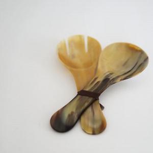 Venta caliente calidad cuerno ensalada servidores amplio conjunto de cuerno cuchara tenedor vajilla hecha a mano agua Natural búfalo cuerno cuchara Decoración de mesa - Product Image 1