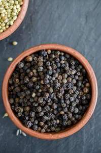High Quality Vietnamese Black <b>Pepper</b> Dried Herb in Bulk Customized Packaging - Product Image 2