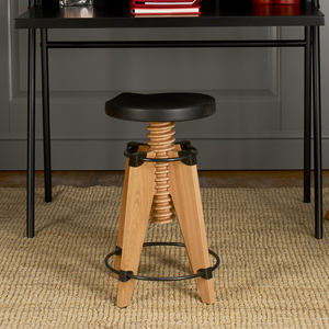Tabouret de bar moderne Burgu en bois noir avec hauteur réglable, assise en bois massif, pieds en métal, options de couleur pour la maison, la salle à manger et le bureau - Product Image 4
