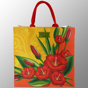 Bolsa de compras de lona con Impresión digital personalizada a todo color y asas de tela de algodón teñidas sin azo acolchadas con cuerda en el interior - Product Image 1
