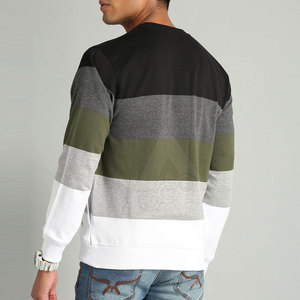 Sudadera de cuello redondo de algodón informal de gran tamaño para hombre Sudadera con capucha de invierno con diseño en relieve estampado personalizado teñido liso - Product Image 3