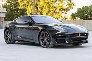 Jaguar F-Type R Coupé 2018 LHD/RHD, V8 suralimenté, transmission intégrale, très bien équipé, sans réserve - Product Image 2