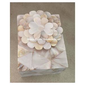 Total Marque Naturel Moderne En Bois MDF Os Incrustation Mère Perle Amour Art Floral Écologique Miroir De Noël Décoration Article - Product Image 6