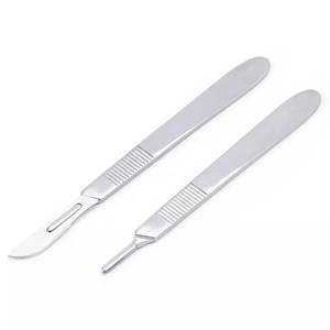 Manche de lame de scalpel en acier inoxydable fait à la main |   RS Surgical Company |   Certifié CE Classe II |   Instrument chirurgical de haute qualité - Product Image 2