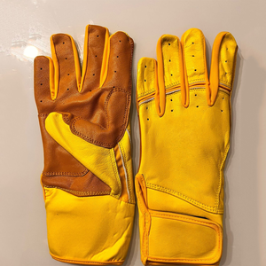 Gants de frappeur de baseball professionnels sur mesure en cuir de mouton robuste, conception OEM, doux et confortables pour l'intérieur et l'extérieur - Product Image 1
