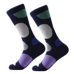 Chaussettes pour hommes respirantes au design personnalisé, nouveau design, couleur unie, vêtements d'hiver, chaussettes pour hommes confortables - Product Image 5