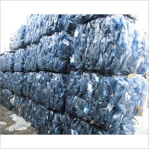 Chatarra de Botellas de Policarbonato PC |   Residuos de Botellas de Agua Recicladas para Moldeo |   Reciclaje de Perfiles de Plástico PC Limpio Resistentes al Desgaste - Product Image 1