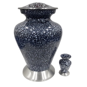 Urne funéraire en laiton de haute qualité pour cendres humaines, gravée à la main, motif galaxie, en aluminium, pour adulte, vente en gros - Product Image 1