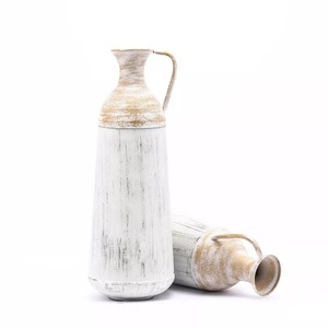 Jarrones de hierro costeros elegantes para interiores de lujo, jarrones de hierro superventas para decoración moderna de playa, recién llegado costero - Product Image 3