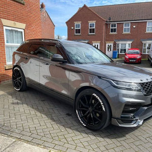 Nouvelles voitures diesel d'occasions Boîte de vitesses automatique Intérieur en cuir foncé clair Norme d'émission Euro VI R20 Taille des pneus FWD Gauche - Product Image 1