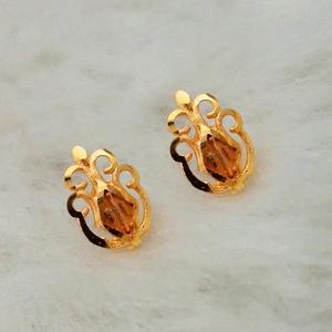 Pendientes de aro chapados en oro de moda Kriaa, diseño geométrico 1311789, Perla de circón, joyería de Latón chapado en rodio para regalo de fiesta - Product Image 1