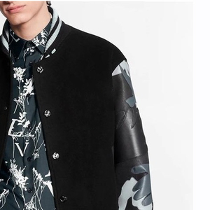 Blouson universitaire en toile d'hiver pas cher pour hommes et femmes, vente en gros, design personnalisé, imperméable, respirant, style baseball, vêtement d'extérieur avant - Product Image 6