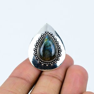 Anillo Boho de Labradorita Natural, Corte Pera, Joyería Fina Delicada y Elegante para Uso Diario - Product Image 1