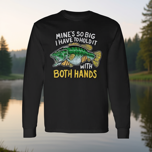 La mia maglietta promozionale a maniche lunghe è così grande che devo impiegare entrambe le mani per sostenere il numero IT sul retro - Product Image 3