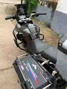 BEST CLEAN Moto sportive Benelli TNT 251 à cinq vitesses, à essence, pour le tourisme - Product Image 1