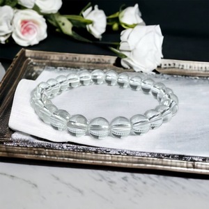 Pulsera de piedra curativa de cristal de cuarzo transparente Natural de 8mm hecha a mano estilo Hada piedra preciosa tallada para meditación - Product Image 3