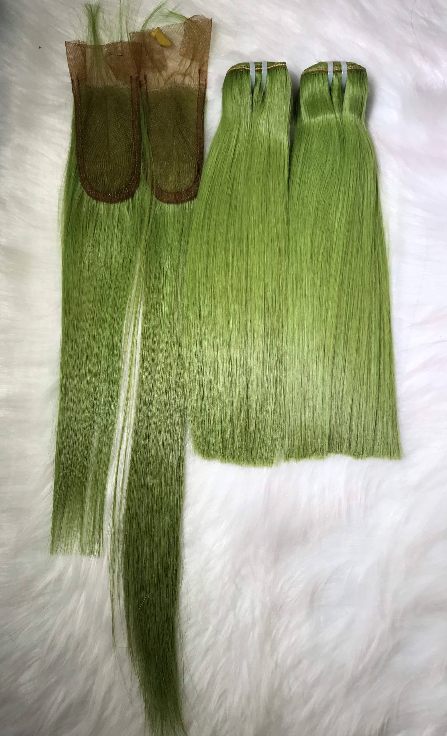 สีเขียว