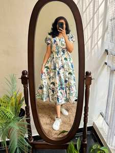 Blanc indien Designer femmes coton doux belle imprimé une pièce robe Designer mariage et fête porter robe en soie - Product Image 2