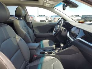 SUV N-IRO 2022 d'occasion, super propre, traction avant, boîte automatique 6 vitesses, 1.6L 14 hybride - Product Image 3