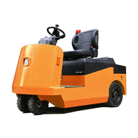 Tracteur de remorquage électrique autoporté 2-6T à batterie au plomb pour la logistique d'entrepôt