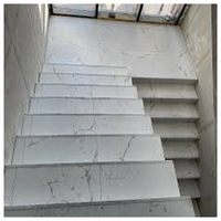Carreaux de Porcelaine Modernes et Durables pour Marches d'Escalier, Design Numérique Esthétique, Éclat Glaçuré, Antidérapants, Résistants aux Acides, pour Appartement