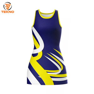 Vente en gros d'uniformes de sport d'équipe personnalisés pour femmes robes de netball avec bavoirs de netball robes confortables pour femmes OEM - Product Image 1