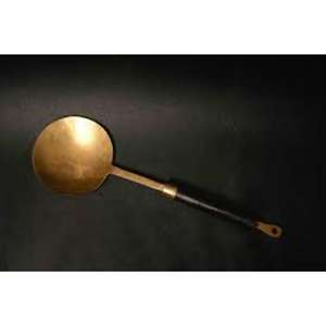 Spatule en laiton de qualité supérieure avec manche long, spatule de cuisine pour une cuisson sûre et une manipulation facile, provenant d'un fournisseur indien - Product Image 6