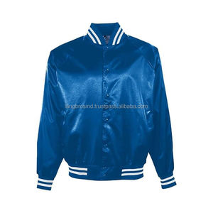 Chaqueta Varsity Corta Unisex Roja de Diseño Nuevo 2024, Transpirable, Estilo Woodland, 100% Poliéster Satinado, Tipo Bomber, con Botones, para Invierno - Product Image 3