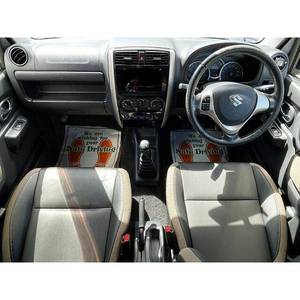 Suzuki Jimny Land Venture 2017 4x4 Manual con Volante a la Izquierda, Auto Usado - Product Image 2