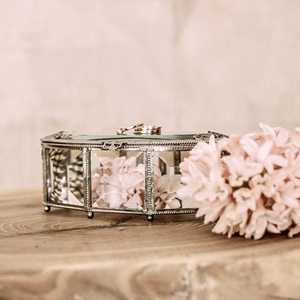 AK Handicrafts Silver Luxury Metal Enmarcado Crystal Clear Biselado Glass Personalizable Tamaño Forma Joyero Alta calidad Premium - Product Image 1