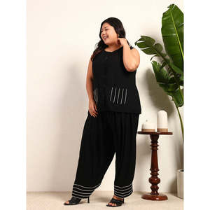 Ensemble coordonné 2 pièces Deebaco pour femme, grande taille, noir, sans manches, décontracté, col rond, haut en dentelle et pantalon long, tenue d'été style western - Product Image 3