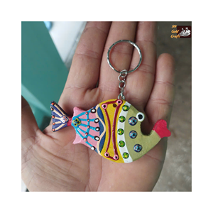 Ornement de poisson en bois unique de qualité supérieure fait à la main pour arbre de noël et bureau gravure durable sculpture décoration murale suspendue - Product Image 3