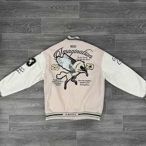 Veste universitaire d'hiver de haute qualité pour unisexe, 100% laine avec broderie en chenille, logo sur la manche en soie, vente en gros et sur mesure - Product Image 2