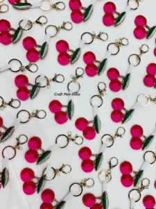 พวงกุญแจเชอร์รี่ลูกปัดมุกแฟชั่นสำหรับความรักพวงกุญแจกระเป๋าเป้สะพายหลังตกแต่งโทรศัพท์มือถือที่แขวนพวงกุญแจลูกปัดงานด้าย - Product Image 3