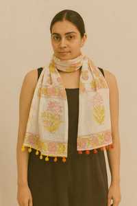 Chal de Algodón de Alta Calidad para Mujer, Bufanda Suave y Moderna al Mejor Precio - Product Image 2