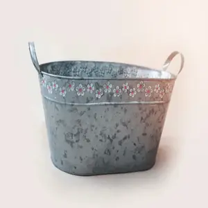 Tmoha Corporationの魅力的な外観の灰色の長方形の純金属鋼の浴槽