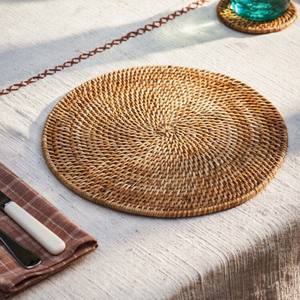 Venta al por mayor placas de ratán natural de Vietnam cargadores de algas marinas elegantes de primera calidad precio de fábrica conjunto ecológico - Product Image 5