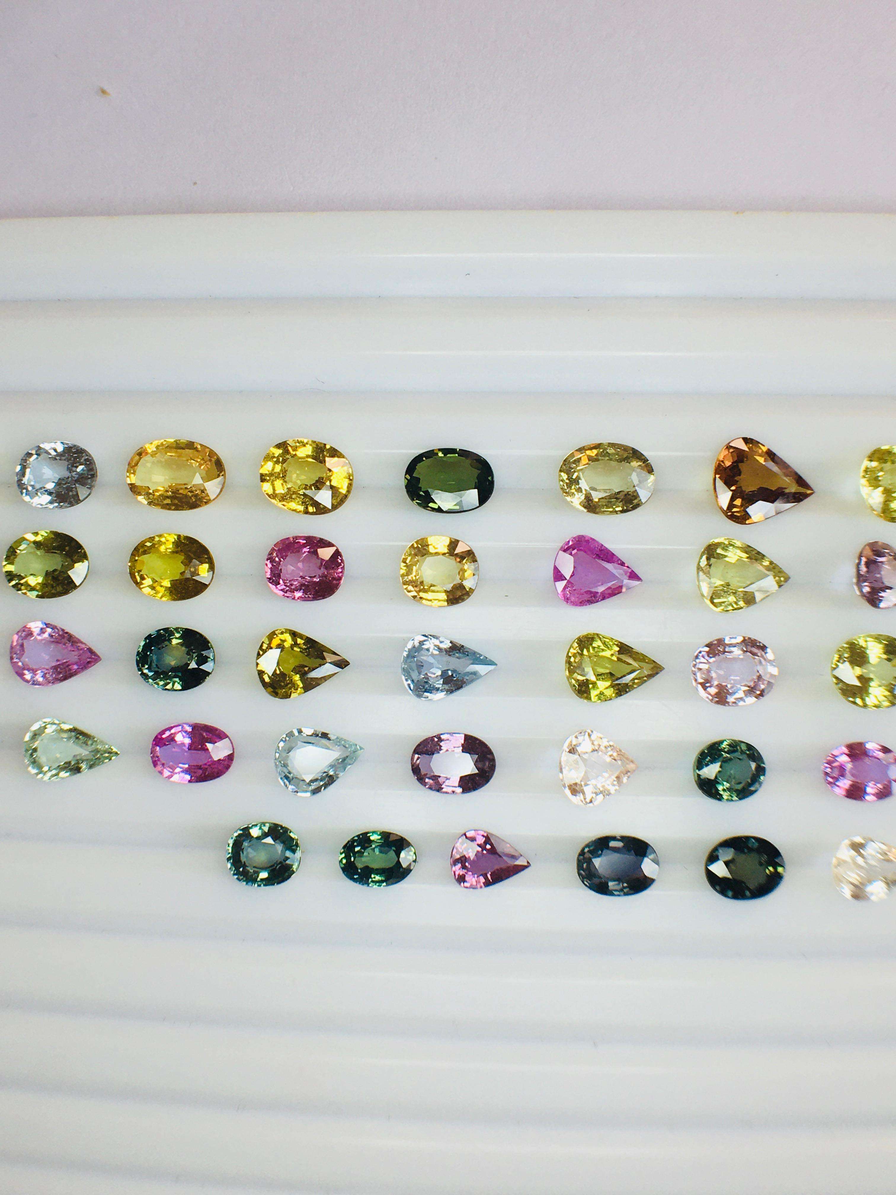 สีเหลือง