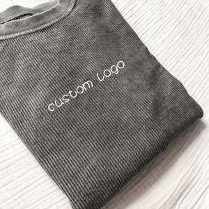 Sweat-shirt en velours côtelé 100% coton personnalisé OEM pour femmes col rond surdimensionné Vintage Streetwear en charbon usé pour l'automne/hiver - Product Image 4