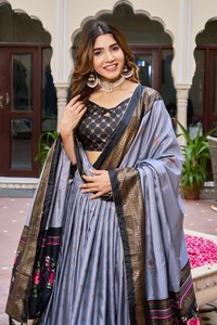 Elegant Dola Silk Lehenga Choli Set pour femme avec chemisier brodé et tenue indienne Dupatta idéale pour les festivals - Product Image 6