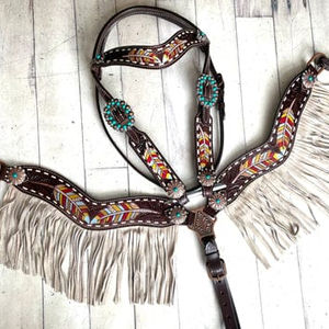 Plumas pintadas con flecos de cuero color topo cremoso, juego de tachuelas, cuello de pecho, cuero genuino, cuentas ligeras de temporada - Product Image 1