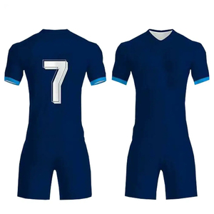 Uniformes de football en polyester à sublimation avec logo personnalisé, vente en gros d'uniformes de football respirants à séchage rapide - Product Image 2