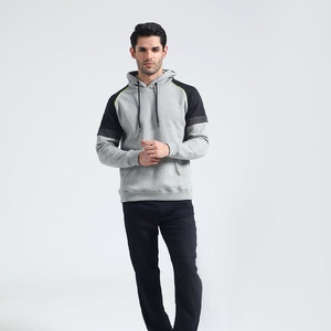 เสื้อฮู้ดแนวสปอร์ตที่มีแผ่นตัดกันชุดกีฬามีสไตล์โดดเด่นในทุกๆวันจำเป็นสำหรับการออกนอกบ้านแบบลำลอง - Product Image 1