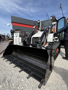 รถแบคโฮล้อเดอร์ Hidromek HMK 62 T รุ่นใหม่จากเบลเยียม ปี 2023 น้ำหนัก 9 ตัน อุปกรณ์ก่อสร้างสำหรับงานหนัก พร้อมมอเตอร์และชุดเกียร์ - Product Image 4