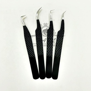 Kit de pinzas de 4 pestañas con logotipo personalizado, pinzas de extensión de pestañas de acero inoxidable en negro para salones de belleza - Product Image 4