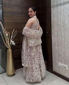 El mejor diseño elegante Ropa de fiesta para mujeres Trajes de moda de 3 piezas Shalwar Kameez Venta personalizada Precio barato para fiestas Eventos - Product Image 3